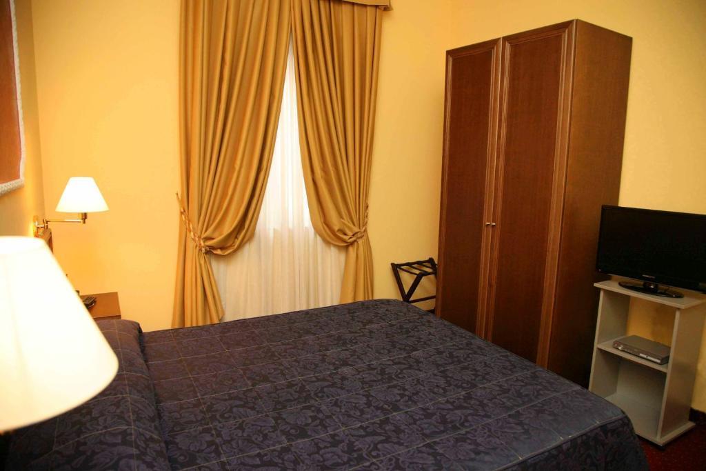 Hotel Antiche Terme Benevento Oda fotoğraf